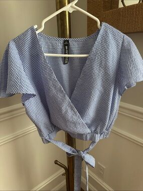 Design Lab Lord & Taylor Blue Gingham Tie-Front Crop Top